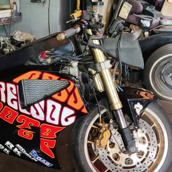 2005 Honda rc51 sp2 20003 miles - Picture 4 of 9